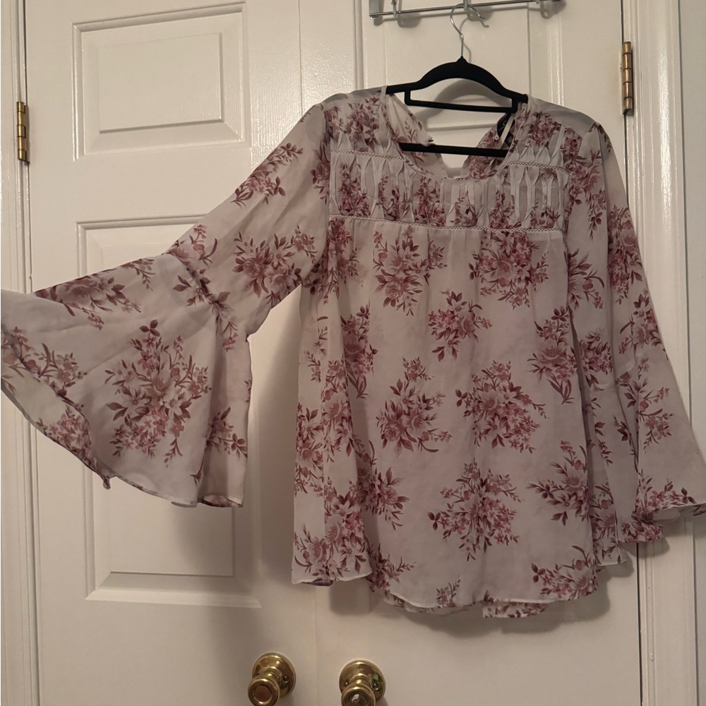 Jessica Simpson Pink Ruffled Bell Sleeve Blouse